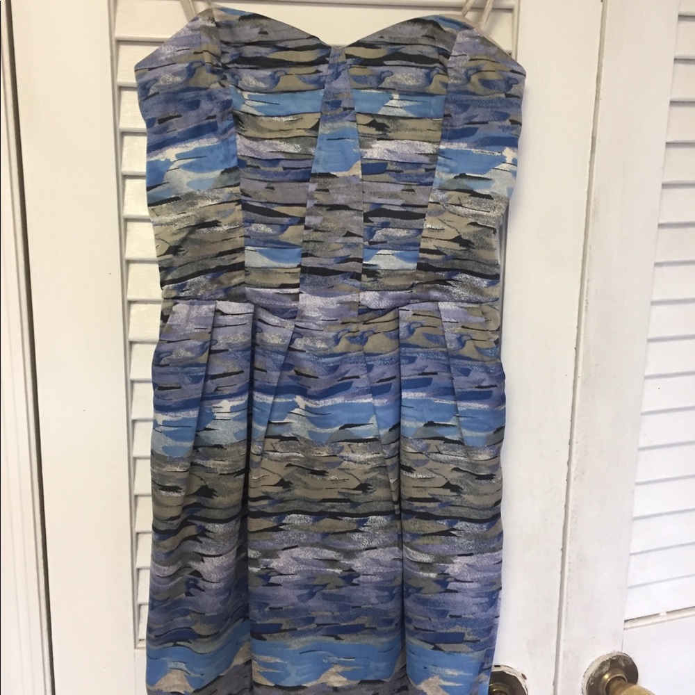 BCBGeneration Size XS Strapless Cocktail Dress